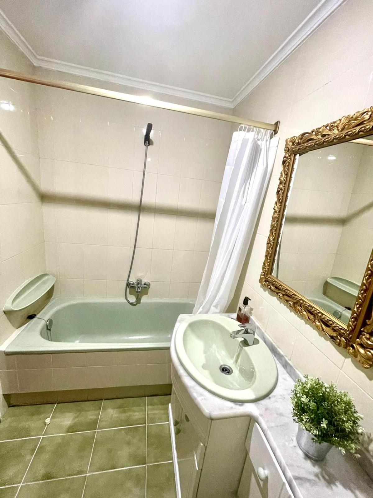 El Piso De Sabina Apartment Сантандер Екстериор снимка